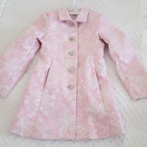 Beautiful pick coat.